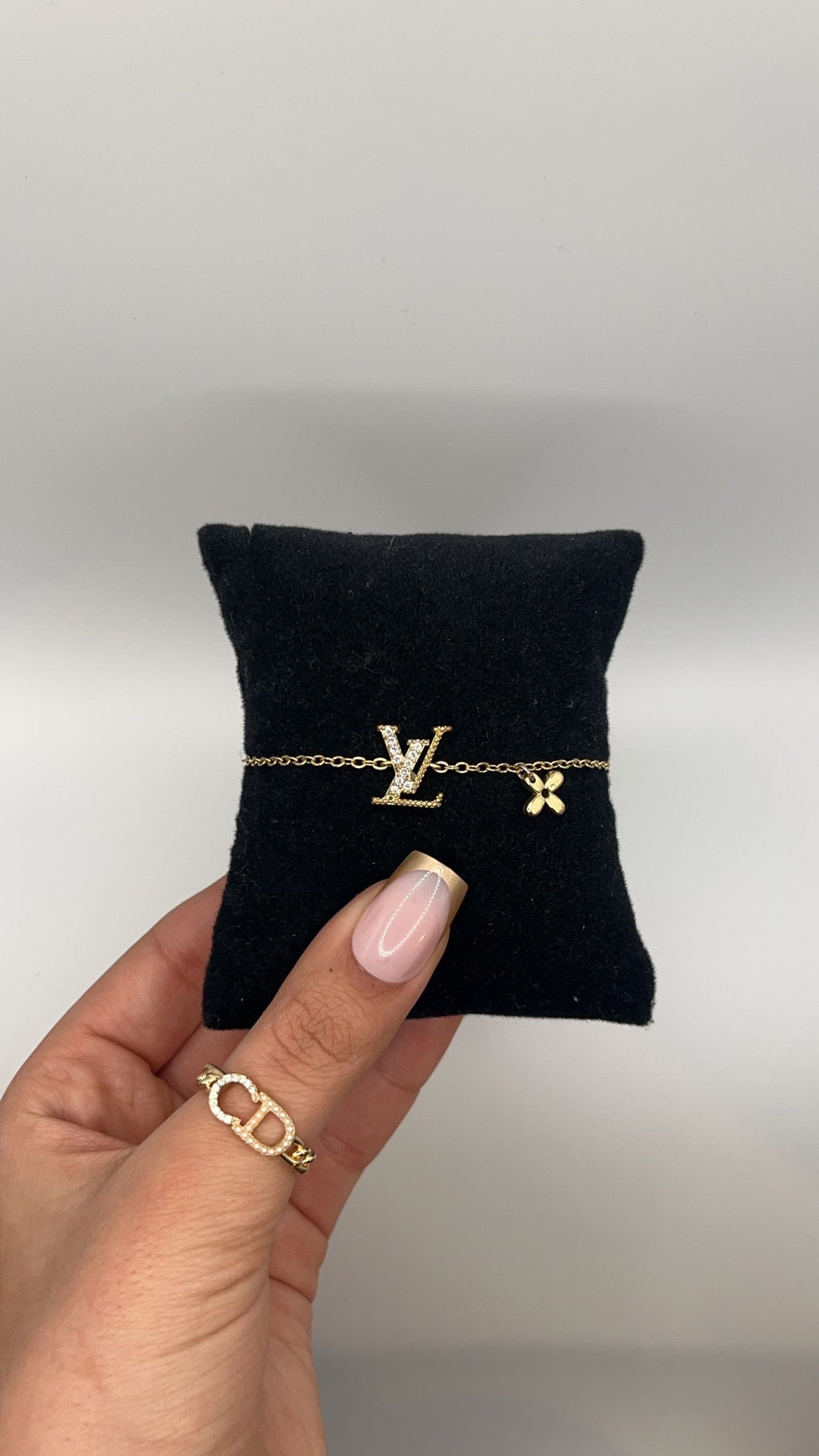 LV Gouden Armband